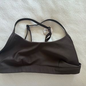 Alo yoga airlift intrigue bra